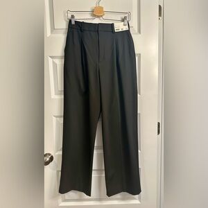 Uniqlo Pleated Wide Leg Pants- Black